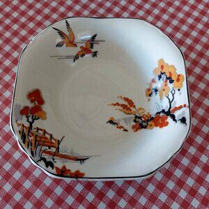 Vintage Wedgwood WW 674 dessert bowl 5-3/4" Bone China England